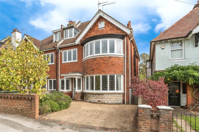 5 bedroom semi-detached house for sale