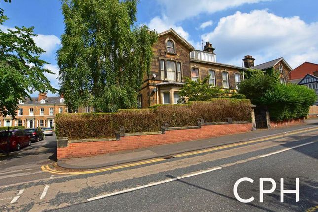 Westbourne Grove, Scarborough YO11 2 bed apartment for sale