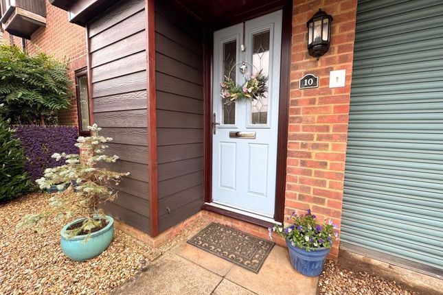 4 bed semi-detached house