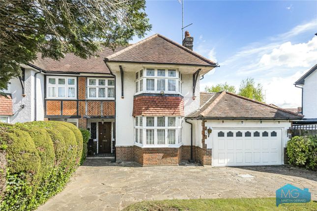 Langton Avenue, London, N20 3 bed semi
