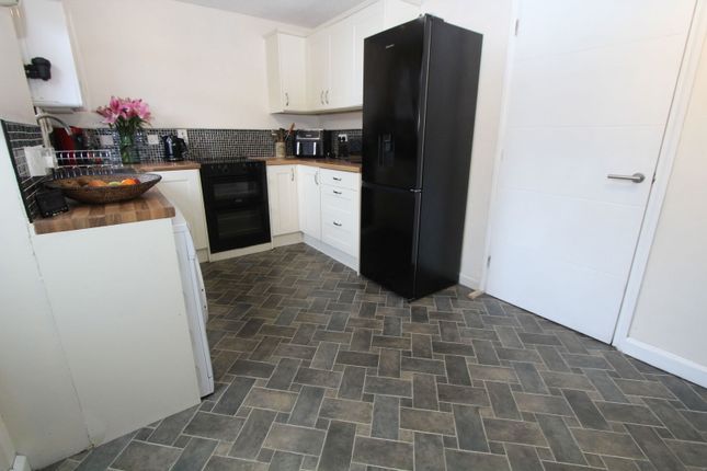 Honister Close, Brierley Hill DY5 3 bed terraced house for sale