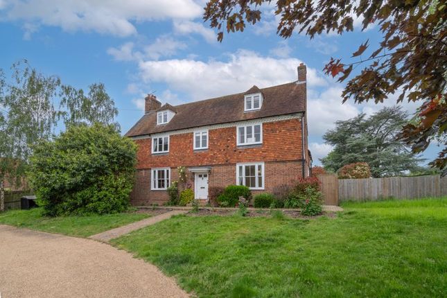 6 bedroom detached house for sale