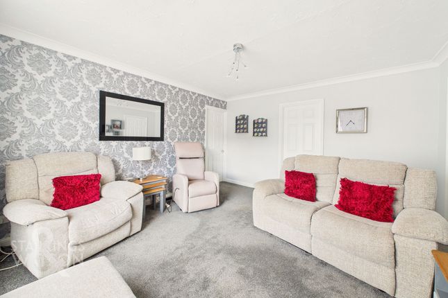 Sutton Crescent, Freethorpe, Norwich 2 bed detached bungalow for sale