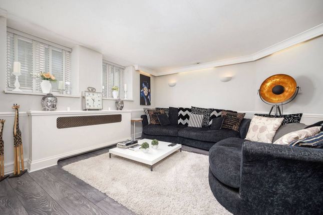Edith Grove, Chelsea, London, SW10 2 bed flat for sale
