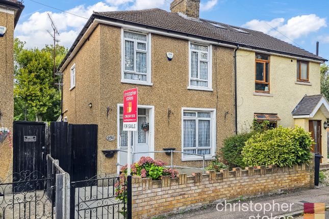 Holdbrook North, Waltham Cross... 3 bed semi