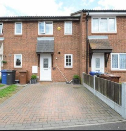 Parker Avenue, Tilbury, RM18 2 bed terraced house for sale