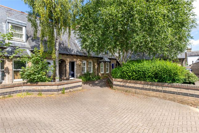 Bill Briggs Court, Ross Street... 1 bed apartment for sale