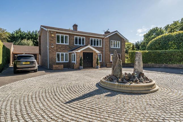 Waingels Road,  Charvil,  RG10 5 bed detached house for sale