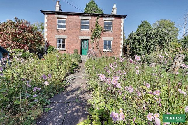 Bullo Pill, Newnham, Gloucestershire.... 4 bed detached house for sale