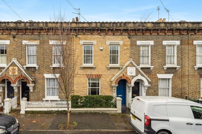 Tyneham Road, London, SW11 2 bed terraced house for sale