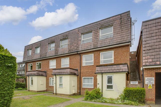 Straight Bit, Flackwell Heath HP10 1 bed apartment for sale