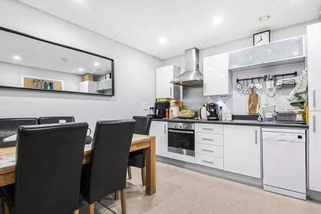 Waterside, Lancaster 2 bed flat for sale