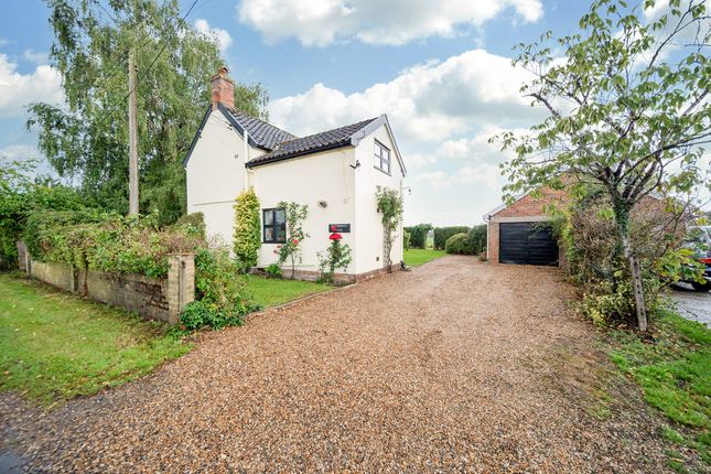 Hardings Lane, Bury St Edmunds, IP31 4 bed detached house for sale