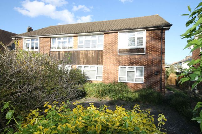 Poplar Grove, New Malden 2 bed flat for sale