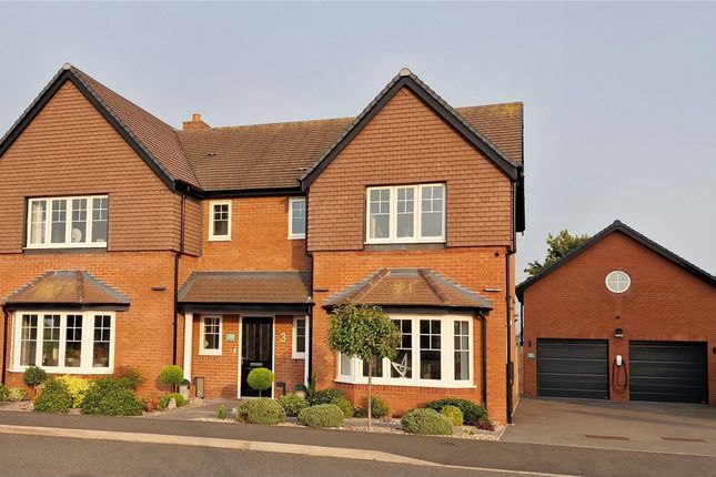 Priors Crescent, Salford Priors... 6 bed detached house for sale