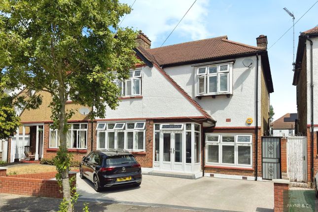 Lincoln Gardens, ILFORD, IG1 4 bed semi