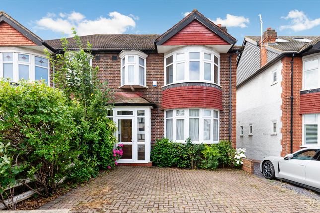 Southway, Raynes Park SW20 3 bed end of terrace house for sale