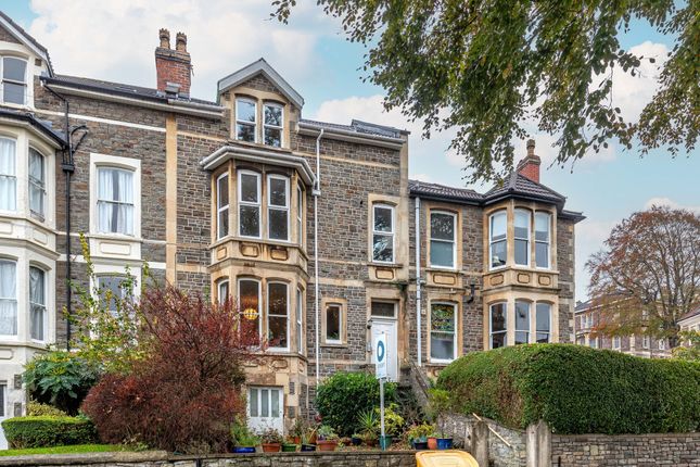 Bristol BS6 2 bed flat for sale