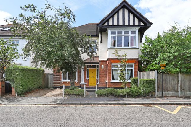 Glengall Road, Woodford Green, IG8 4 bed detached house for sale