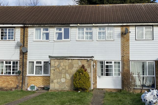 Cleave Ave, Hayes, London, UB3 2 bed terraced house for sale