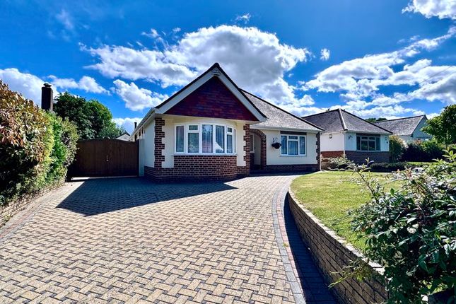 Oak Close, Ferndown BH22 3 bed bungalow for sale