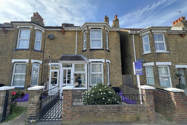 Downs Road, Walmer, CT14 3 bed end of terrace house for sale