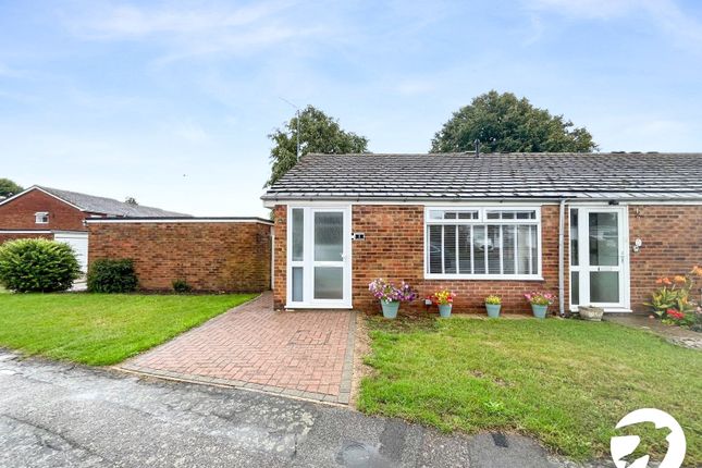 Merlin Close, Sittingbourne, Kent, ME10 2 bed bungalow for sale
