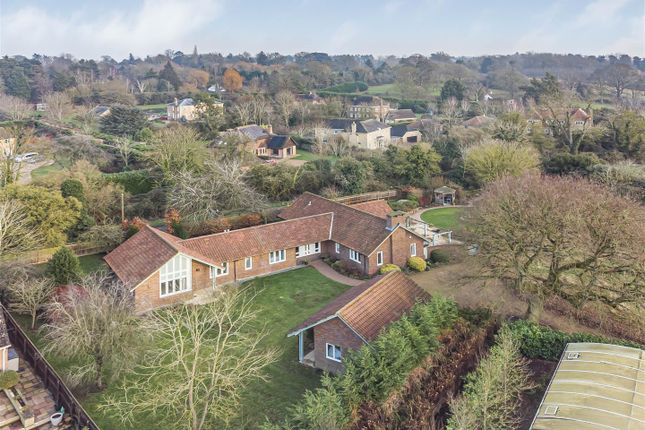 Thicket Road, Houghton PE28 4 bed detached bungalow for sale