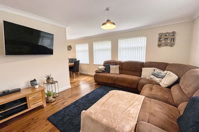 Afan Valley Road, Cimla, Neath, SA11 3SN 3 bed detached bungalow for sale