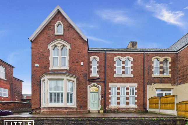 Cowley Hill Lane, St. Helens, WA10 6 bed semi