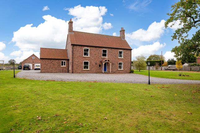5 bed detached house