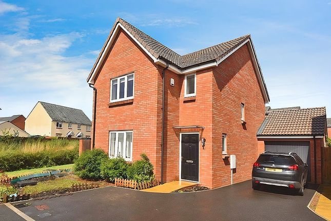 Water Lake Avenue, Cranbrook, Exeter... 3 bed detached house for sale