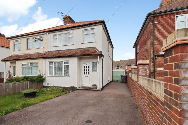 Park Avenue, Deal, Kent, CT14 9AW 3 bed semi