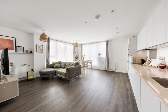3 bed flat