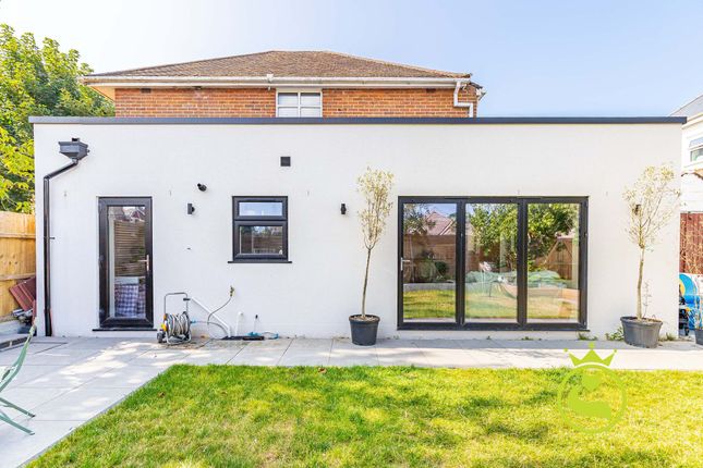 Albert Road, Poole BH12 3 bed detached house for sale