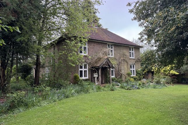 Langridge Lane, Haywards Heath, RH16 4 bed detached house for sale