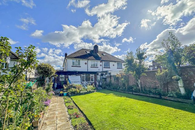 4 bedroom semi-detached house for sale