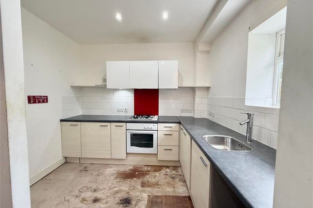 2 bed maisonette