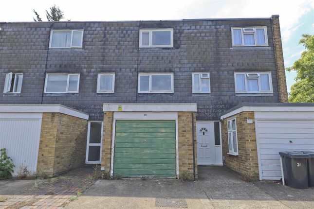 5 bedroom town house for sale