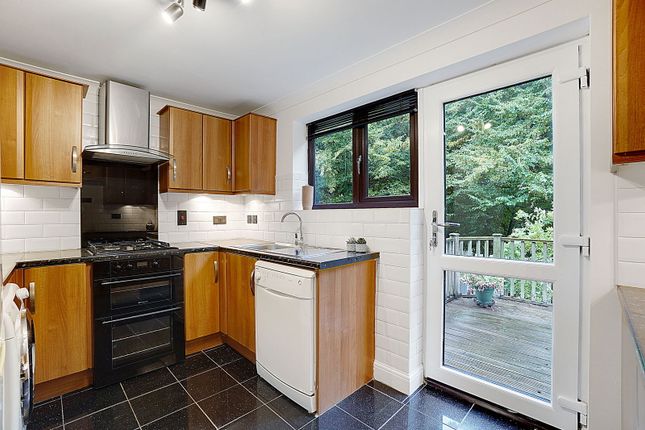 Silver Tree Close, Chatham ME5 2 bed terraced house for sale