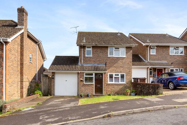 3 bedroom link detached house for sale