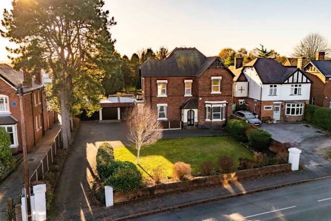 Greenheath Road, Cannock WS12 5 bed detached house for sale