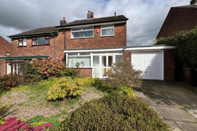 French Avenue, Stalybridge SK15 3 bed semi