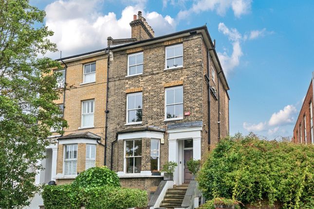 Rosendale Road, London, SE21 5 bed semi