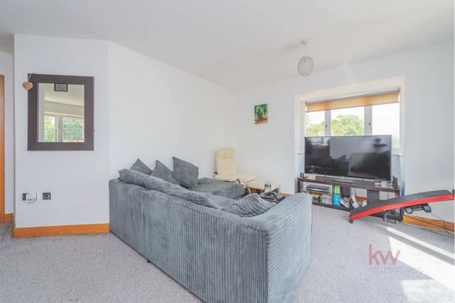 2 bed flat