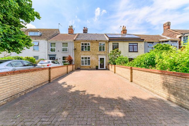 Southtown Road, Great Yarmouth 4 bed terraced house for sale