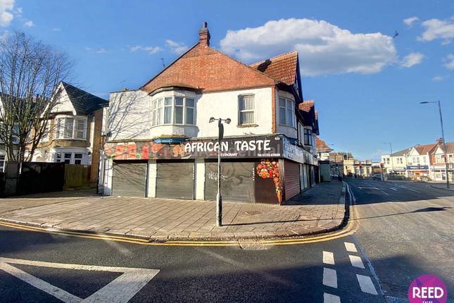 London Road, Westcliff On Sea 3 bed flat for sale