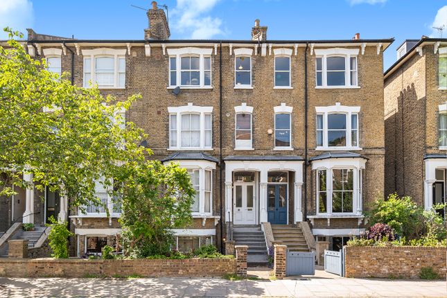 2 bed flat