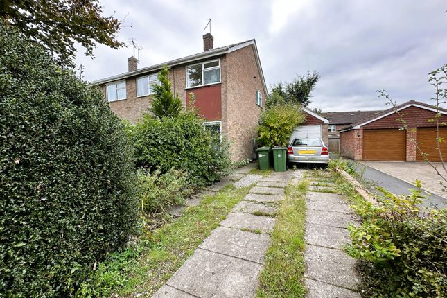 3 bedroom semi-detached house for sale