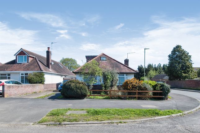 2 bed detached bungalow